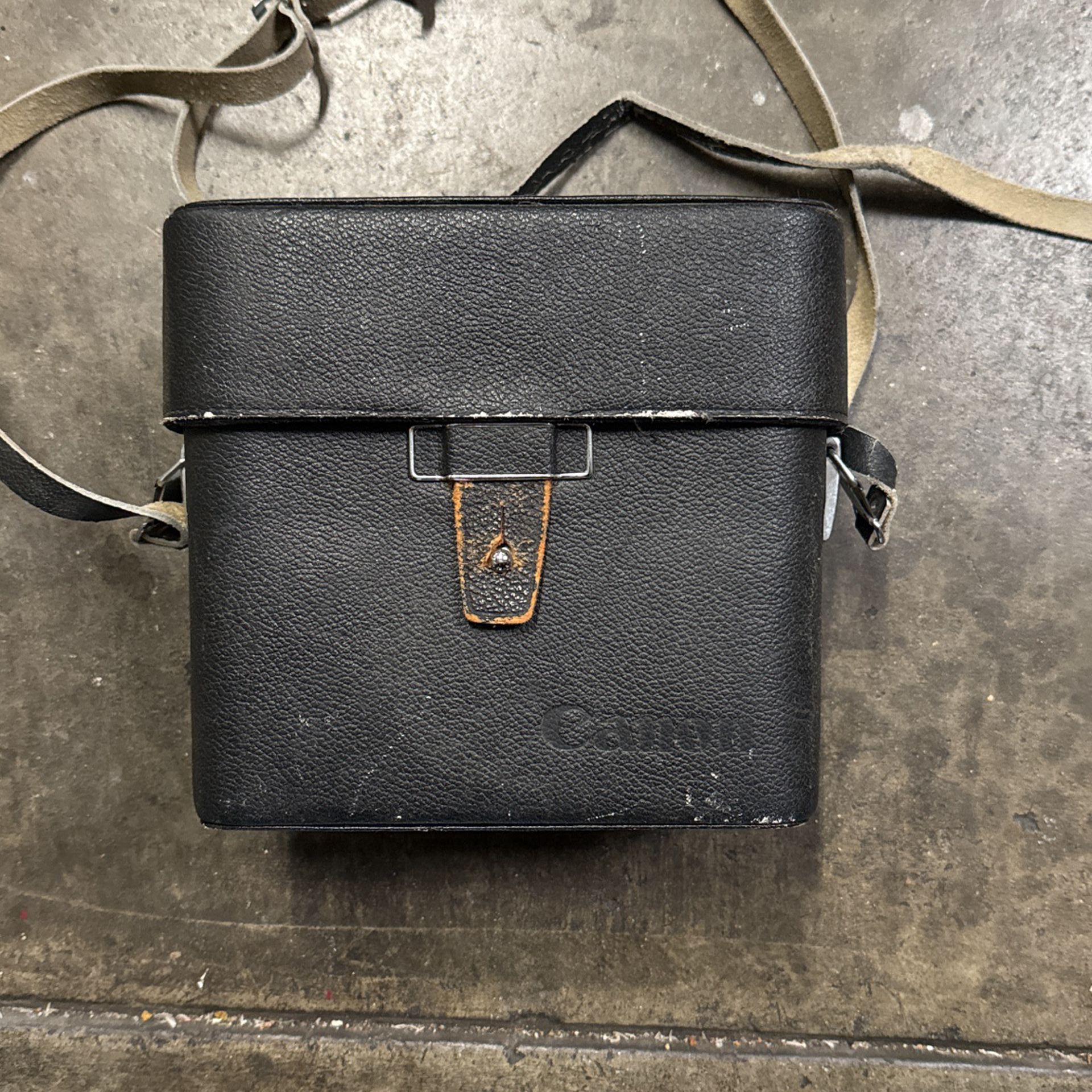 Canon Motor Zoom 8 EEE 8mm Handheld Camera Vintage