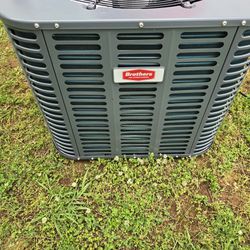 Heating And Air Conditioner  2.5 Ton