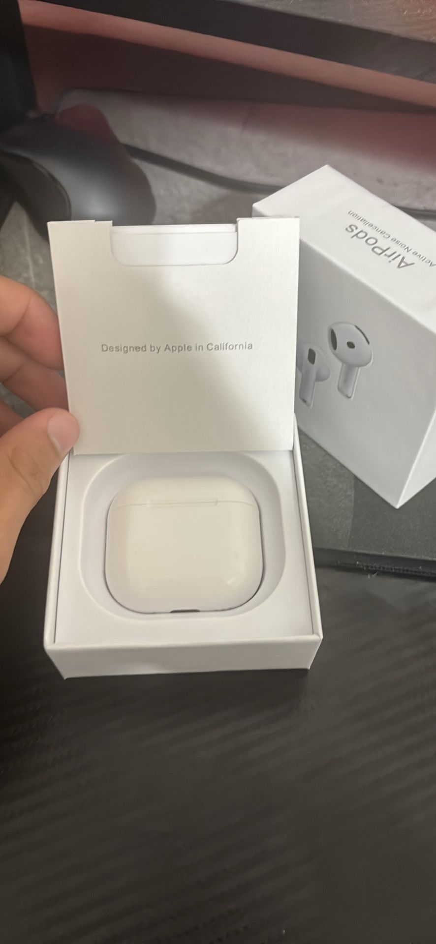 AirPod 4
