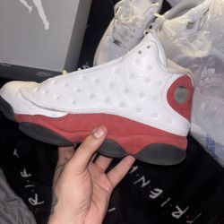 Chicago/cherry Jordan 13