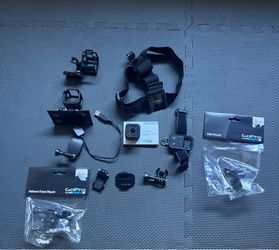 GoPro Hero 4 session + attachments