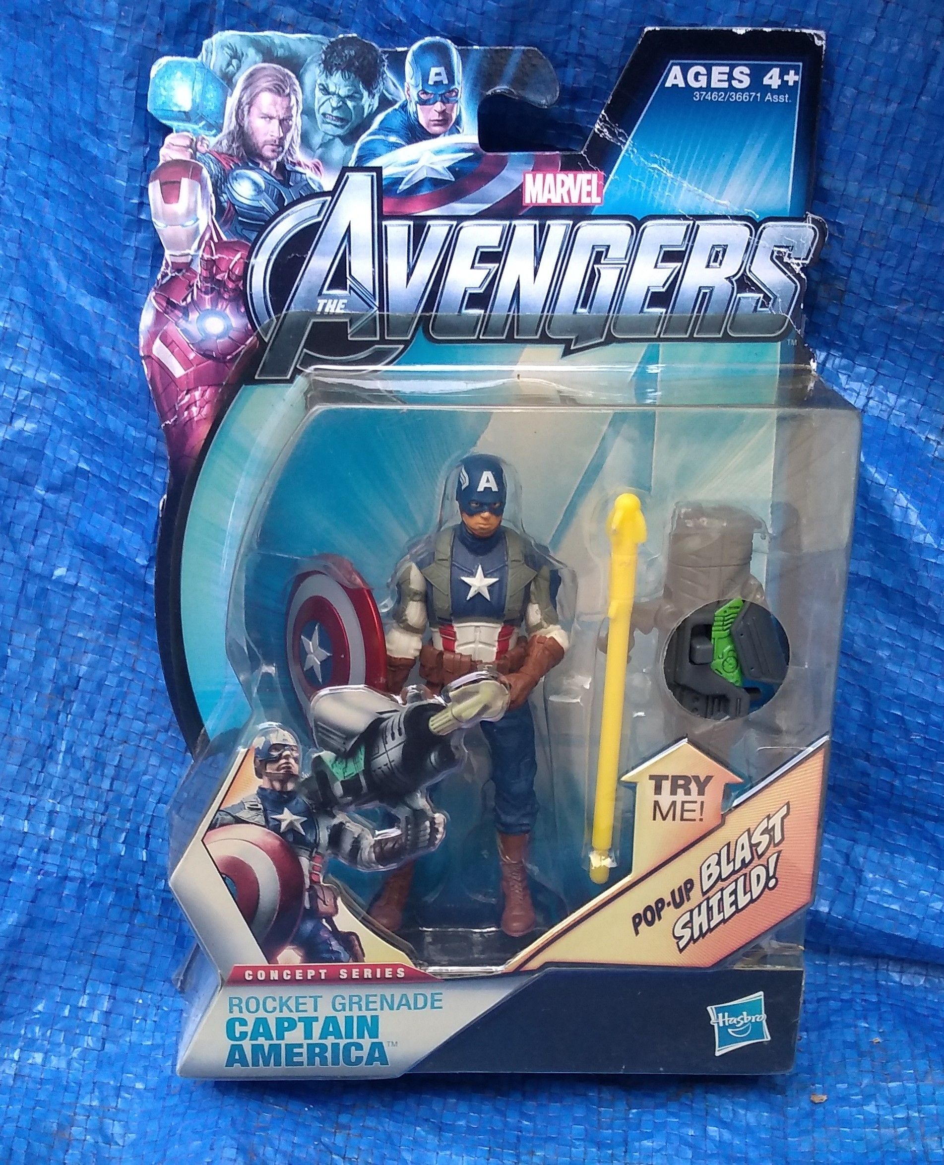 Marvel Avengers Rocket Grenade Captain America Action Figure MOC MIP 2011 Hasbro