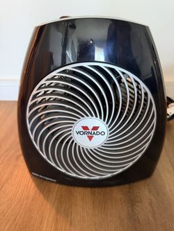 Vornado VH202 Personal Space Heater Black