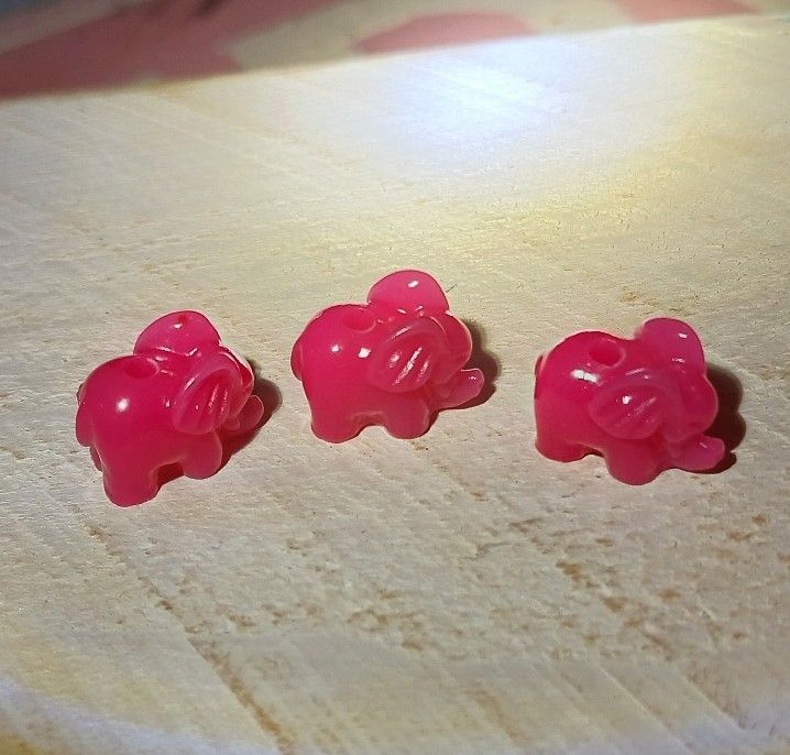 Rose Tridacna Elephant Beads 3pc