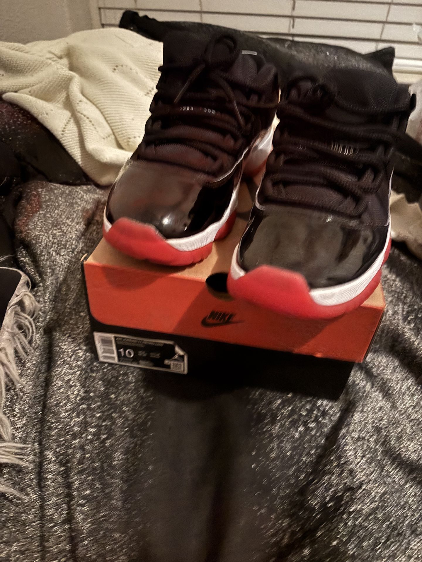 Jordan 11 Bred Low