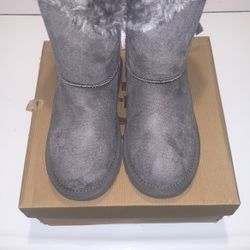 Ugg