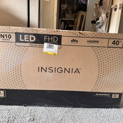 40” Insignia Tv 