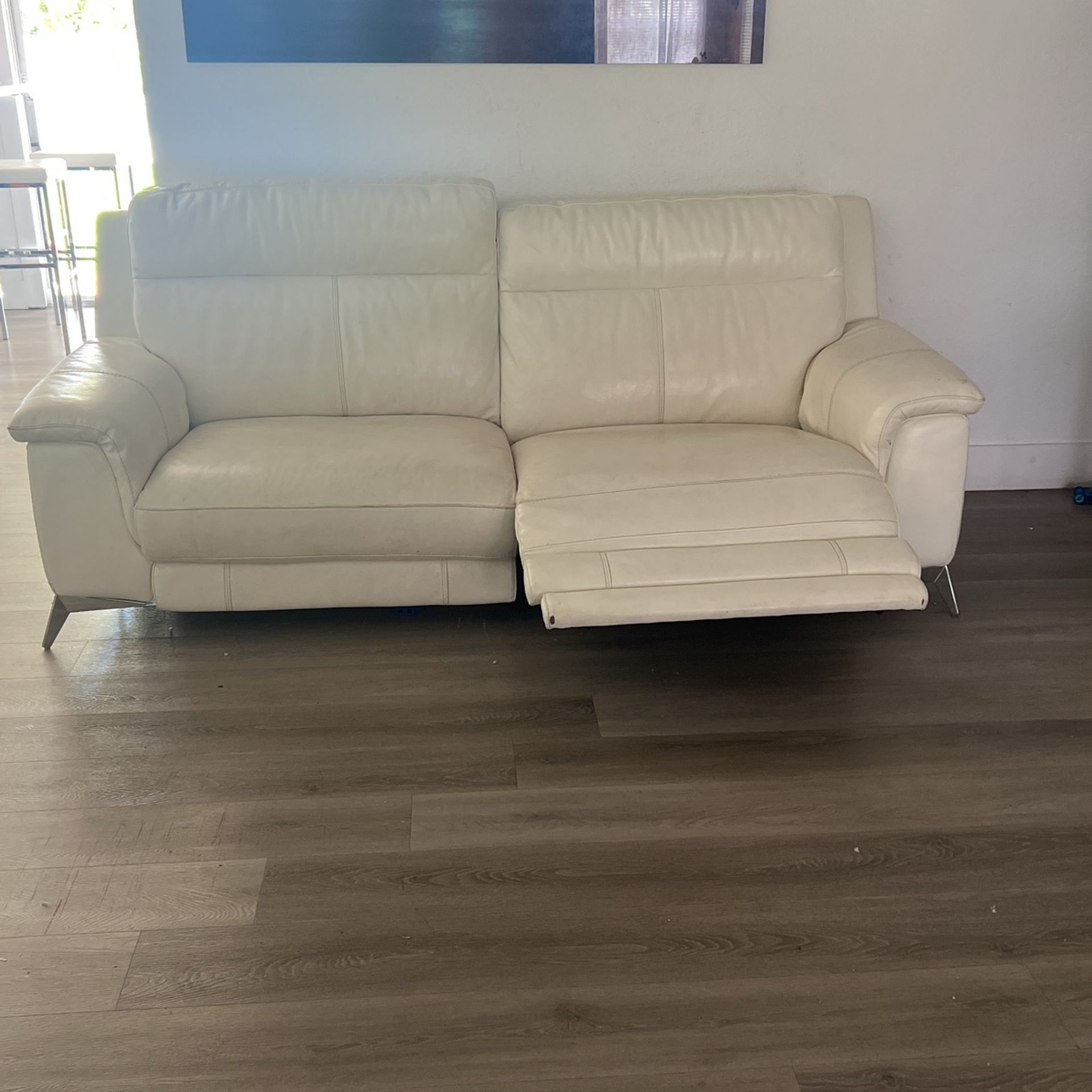 White Sofa With Phone Plug In
