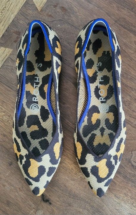 Rothy's Size 8 - Big Cat Pointed Flats