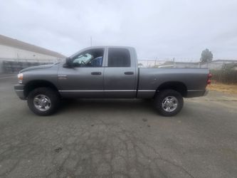 2007 Dodge Ram 5.7L 2500 Quad cab