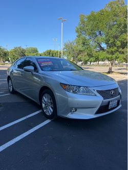 2014 Lexus ES 300H Hybird
