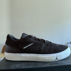 Jordan Series ES Dark Chocolate Sz11.5 Men’s DN1856-206