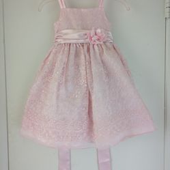 Hermoso y Elegante Vestido size 3 para Niñas excelente Condición 