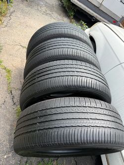 Tires 245/50/20 Falken great condition like news