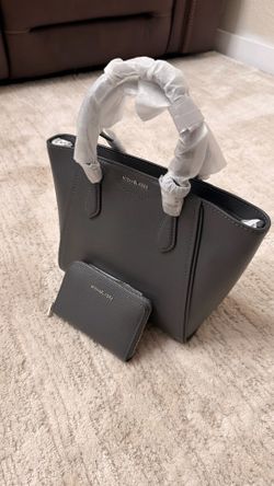 Michael Kors Taryn small leather bag