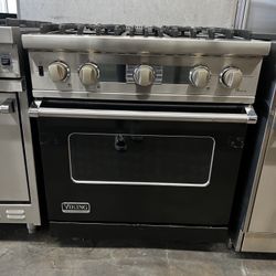 Viking 30”Wide Gas Range Stove In Gloss Black 