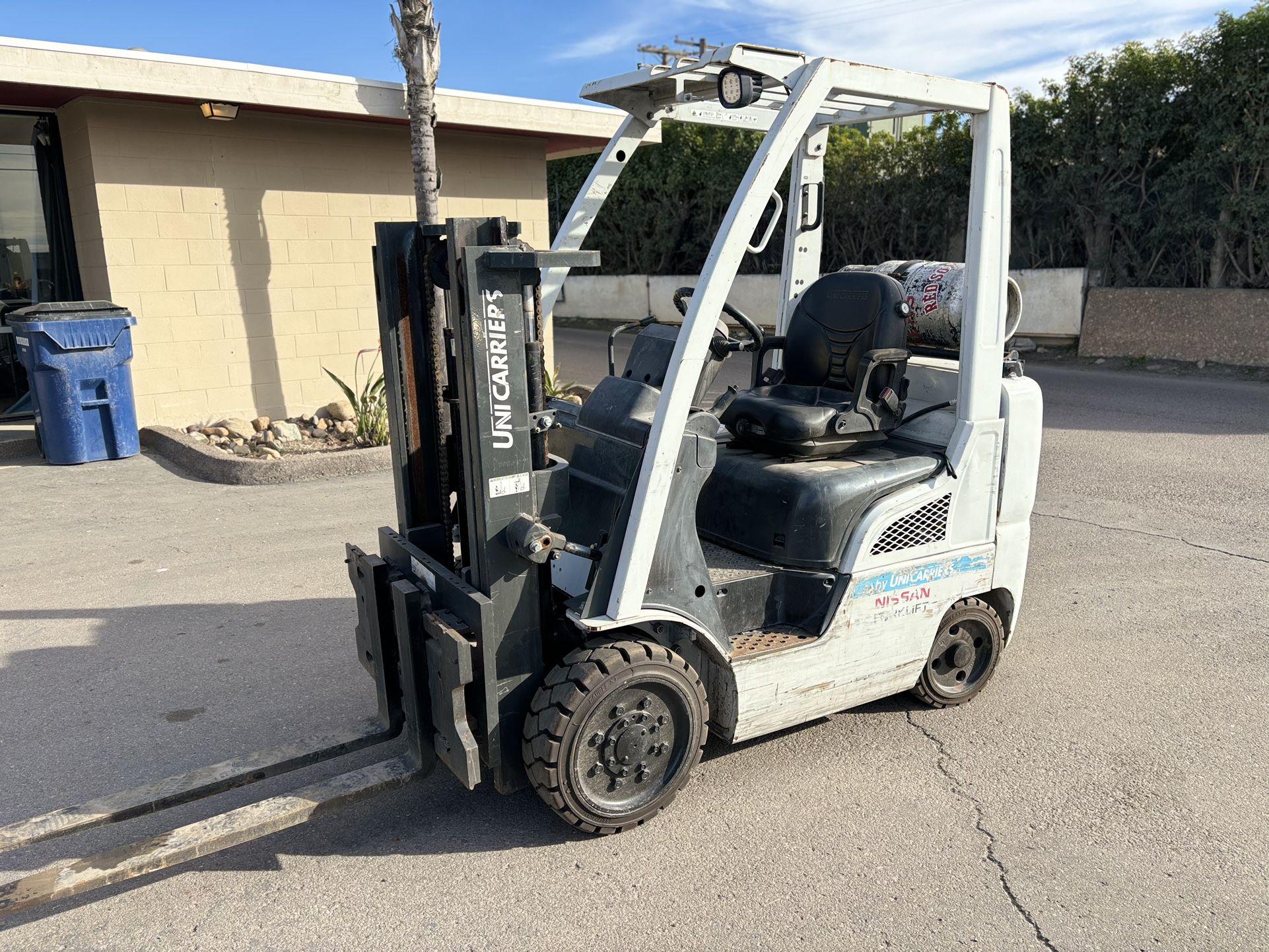 Forklift Unicarrier 4375 Lbs 