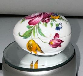 Vintage Porcelain Egg Box - Hand Painted Roses