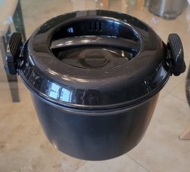 Pampered Chef microwave rice cooker