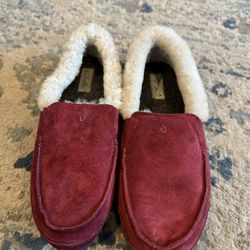 Olukai Red Slippers