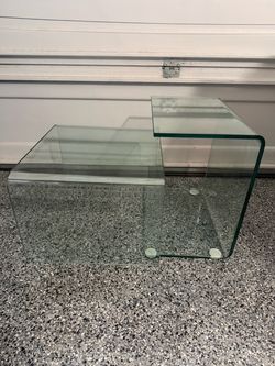 Thick glass side table coffee table 2 pieces very good shape