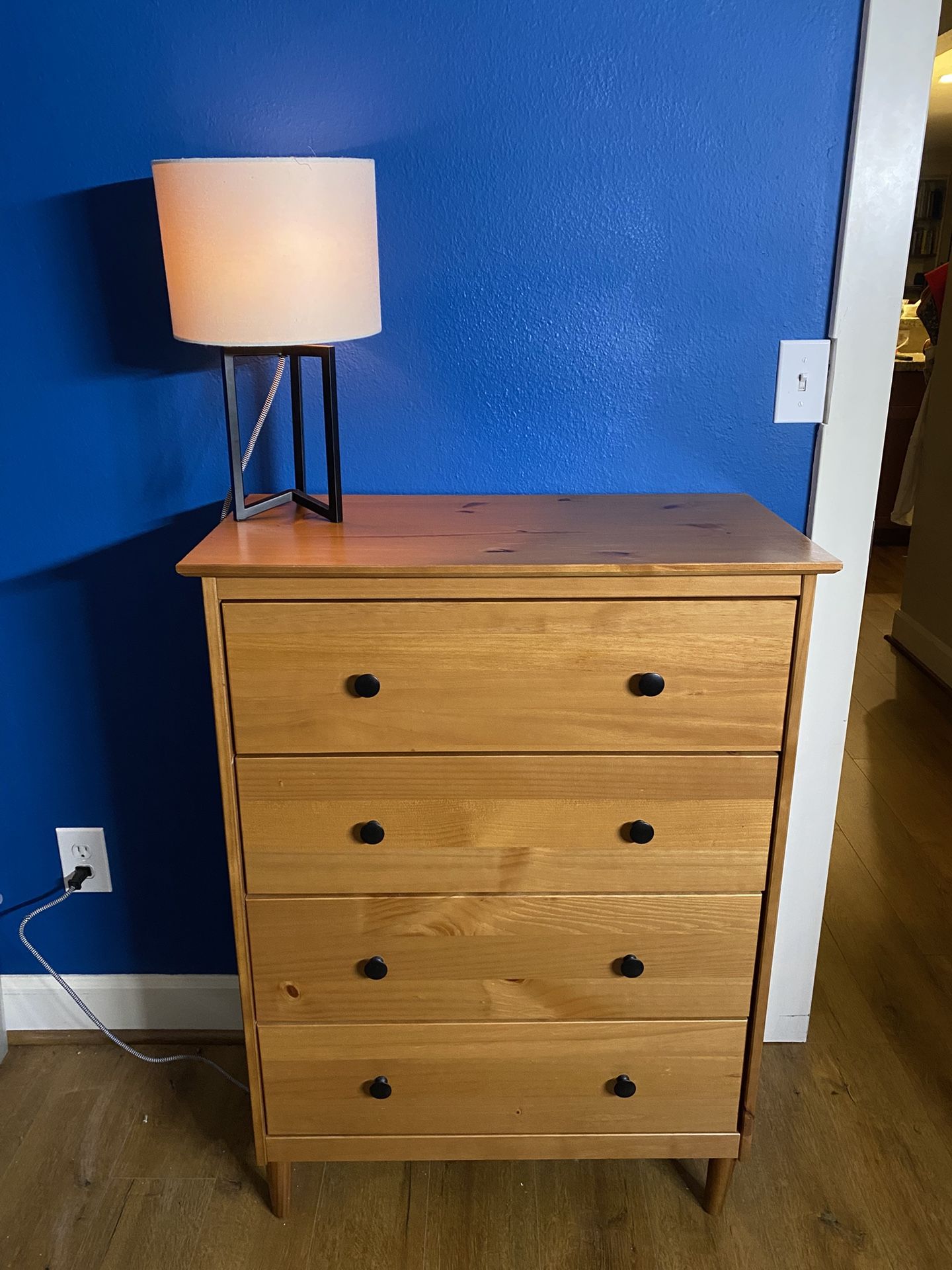 Wooden Dresser With 4 Drawers