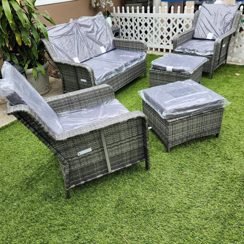 New Assembled Patio Set/ Outdoor Furniture/ Conversation Set