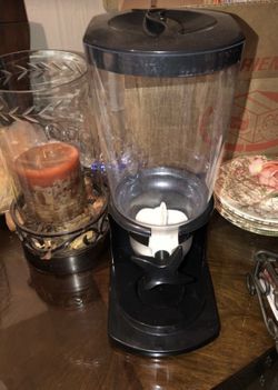 Cereal Dispenser