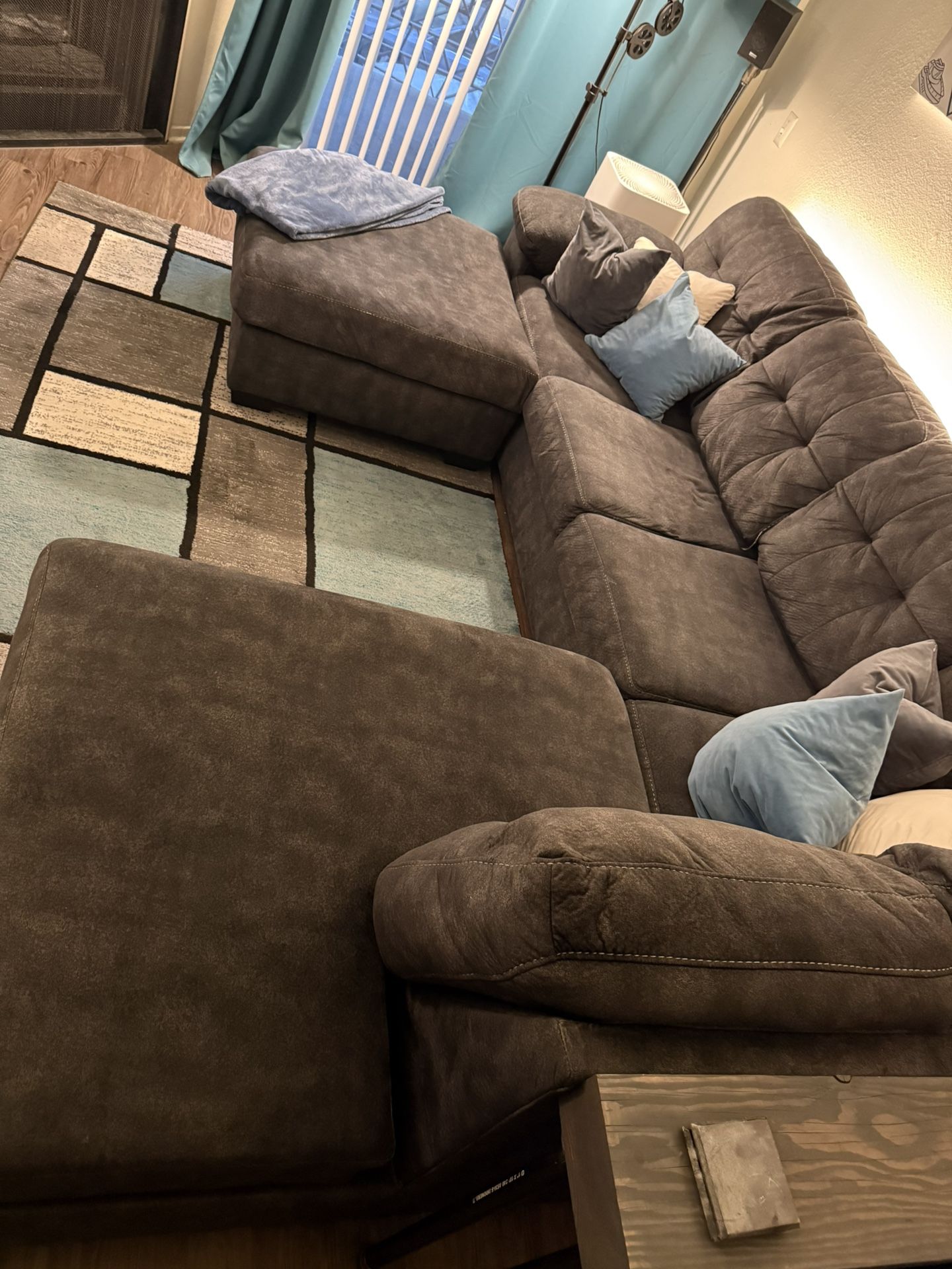 Sectional Couch With Ottoman.