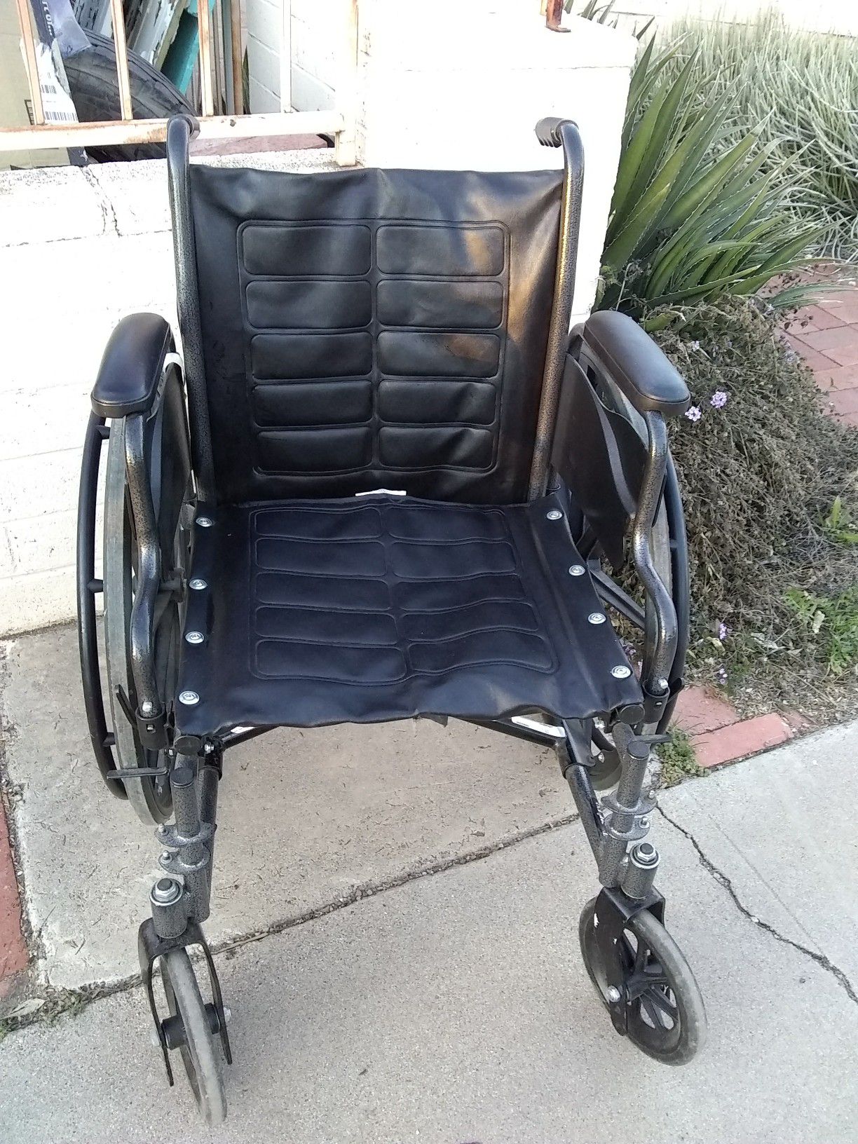 INVACARE TRACER EX2 Wheelchair