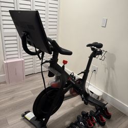 Like New Peloton Bike (Not Bike+)