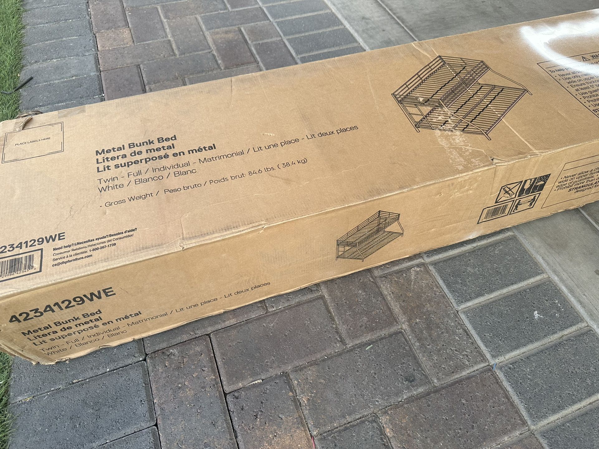 NEW IN BOX Mainstays Small Space Junior Twin over Full Low Profile Metal Bunk Bed, White