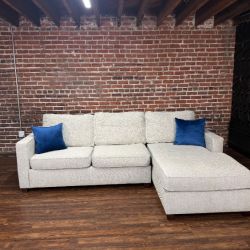 Delivery Available West Elm Harris 2pc gray sectional sofa couch retails 3248