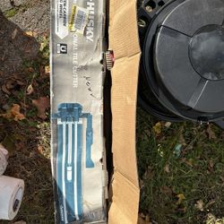 Husky Tile  cutter 