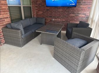 Outdoor Wicker Patio Furniture Set