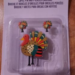 Turkey Lapel Pin & Pierced Earrings NEW Hallmark Party Express 