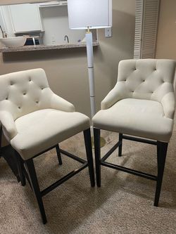 Set of 2 Tufted Upholstered Bar Stools