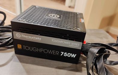 Thermaltake Toughpower 750W 80+ Gold Semi-Modular Power Supply (TPD-0750M)