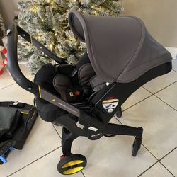 Doona Stroller With Base 