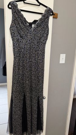 Women’s formal dress size S / super stretch