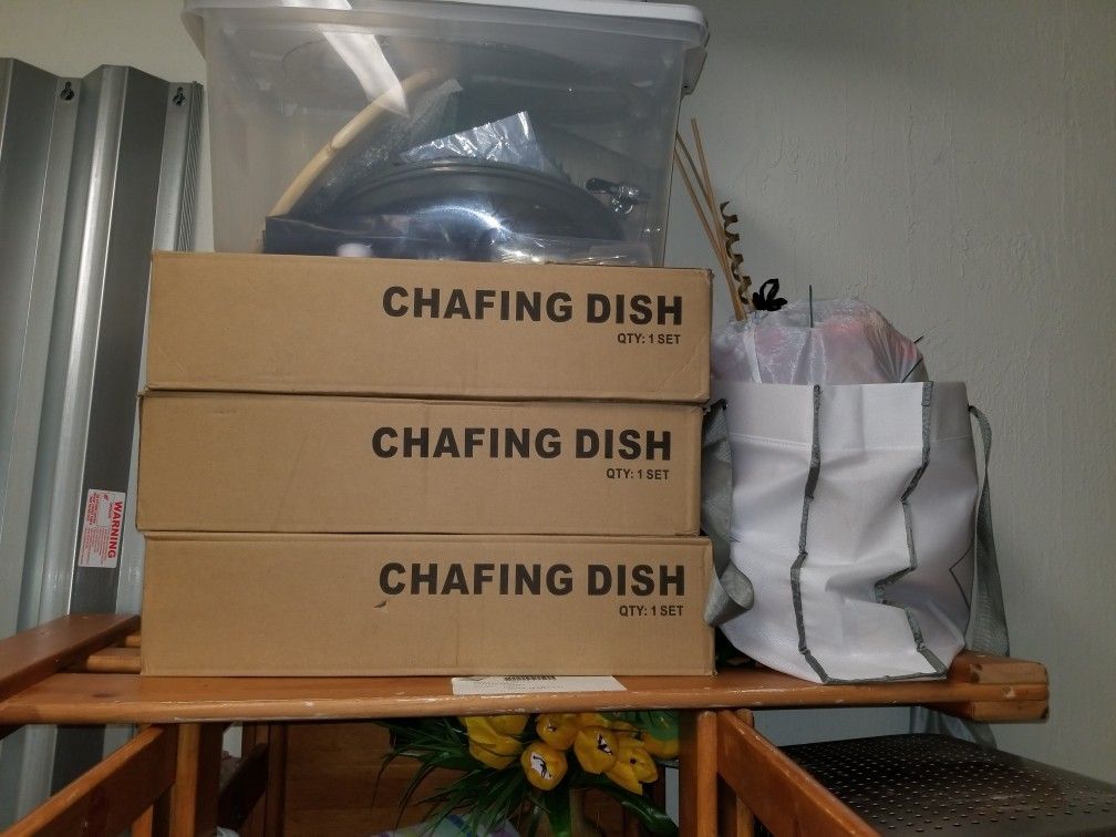 Chafing dish set of three