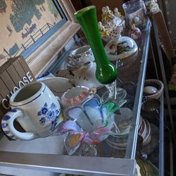 Random Collectables Dishes / Decor Antiqus