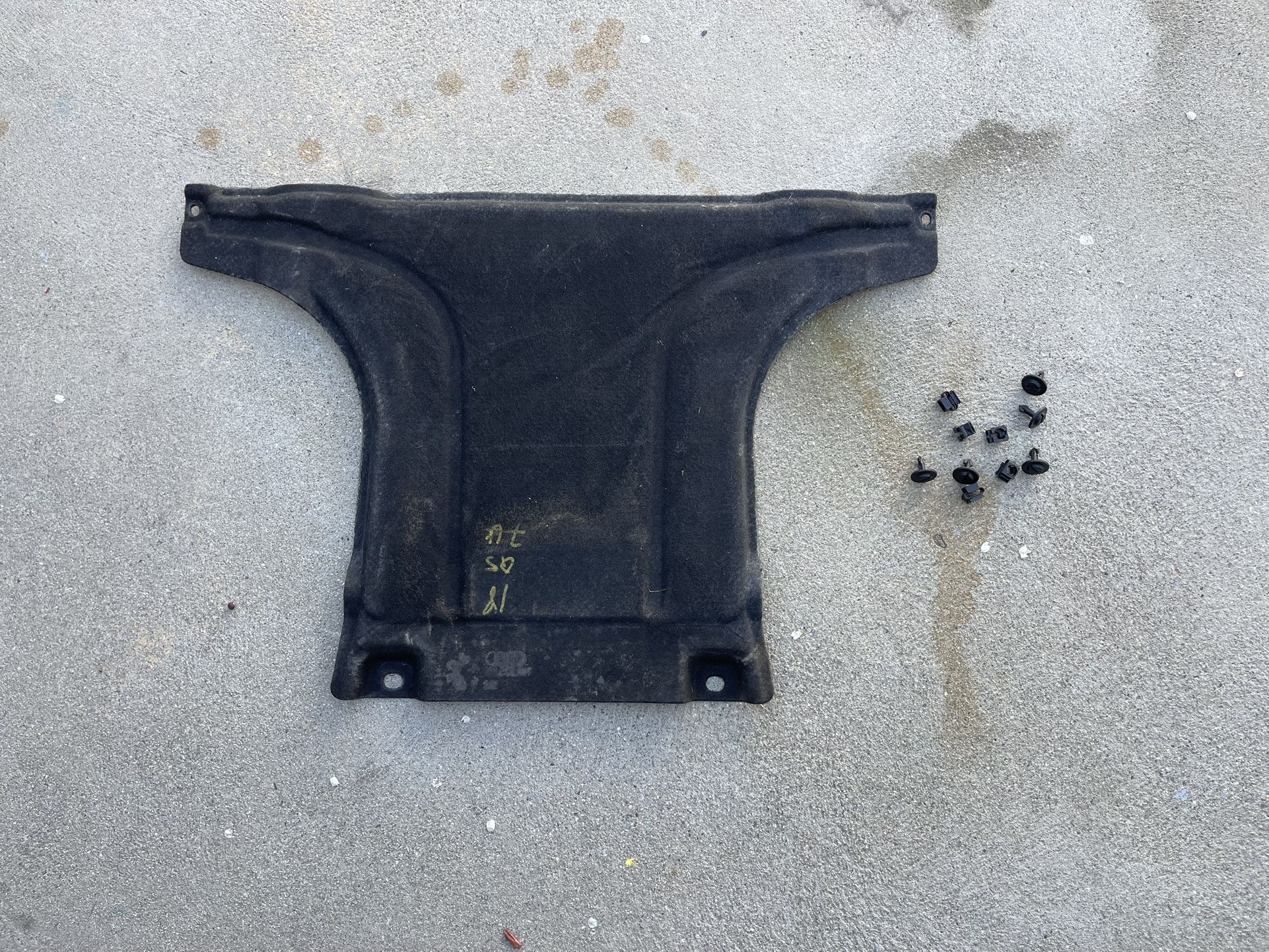 Splash Guard For 2020 Audi Q5 W/ Screws