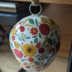 Decor Floral Cow Bell( Blooming   Floral Metal Bell Chime ( each   $15)