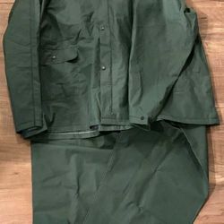 COLEMAN Medium Green, PVC/POLYESTER Jacket & Elastic Waist Pant Rain Suit