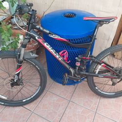 Giant Yukon Mountain Bike