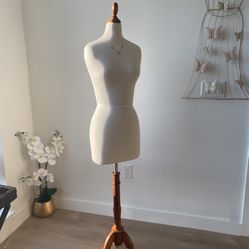 Mannequin 