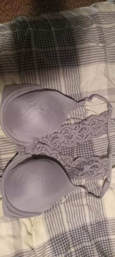 Victoria Secret Body By Victoria 32D Gray Racerback Perfect Coverage Bra