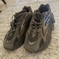 Yeezy 700