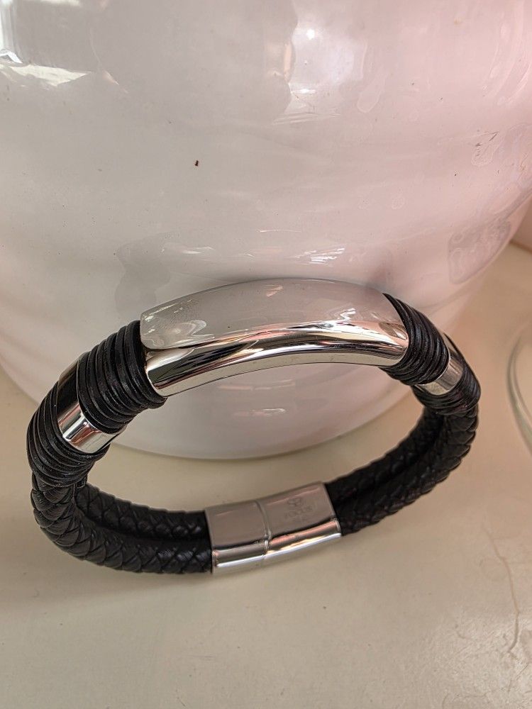 perfecto regalo para hombre ,atractivo brazalete negro/cromado stainless steel